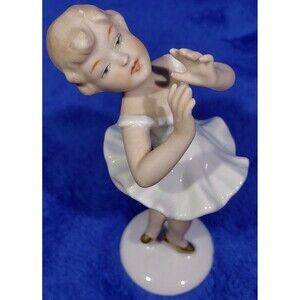 Vintage Wallendorf Germany Ballerina Dancer Porcelain Figurine